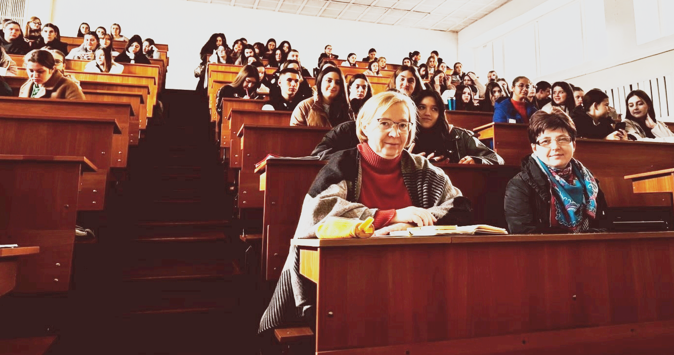 Організатор заходу Т. Решетуха та учасники